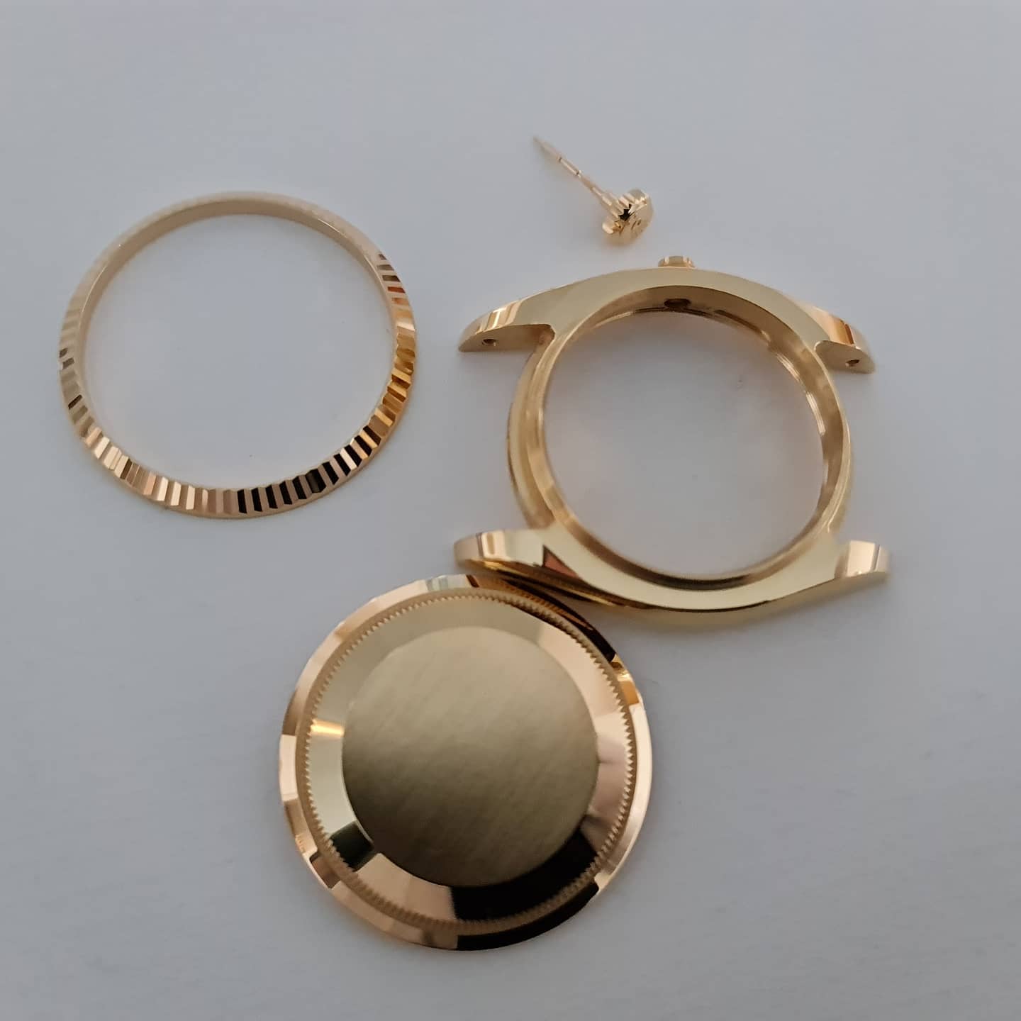 uhr_vergolden02